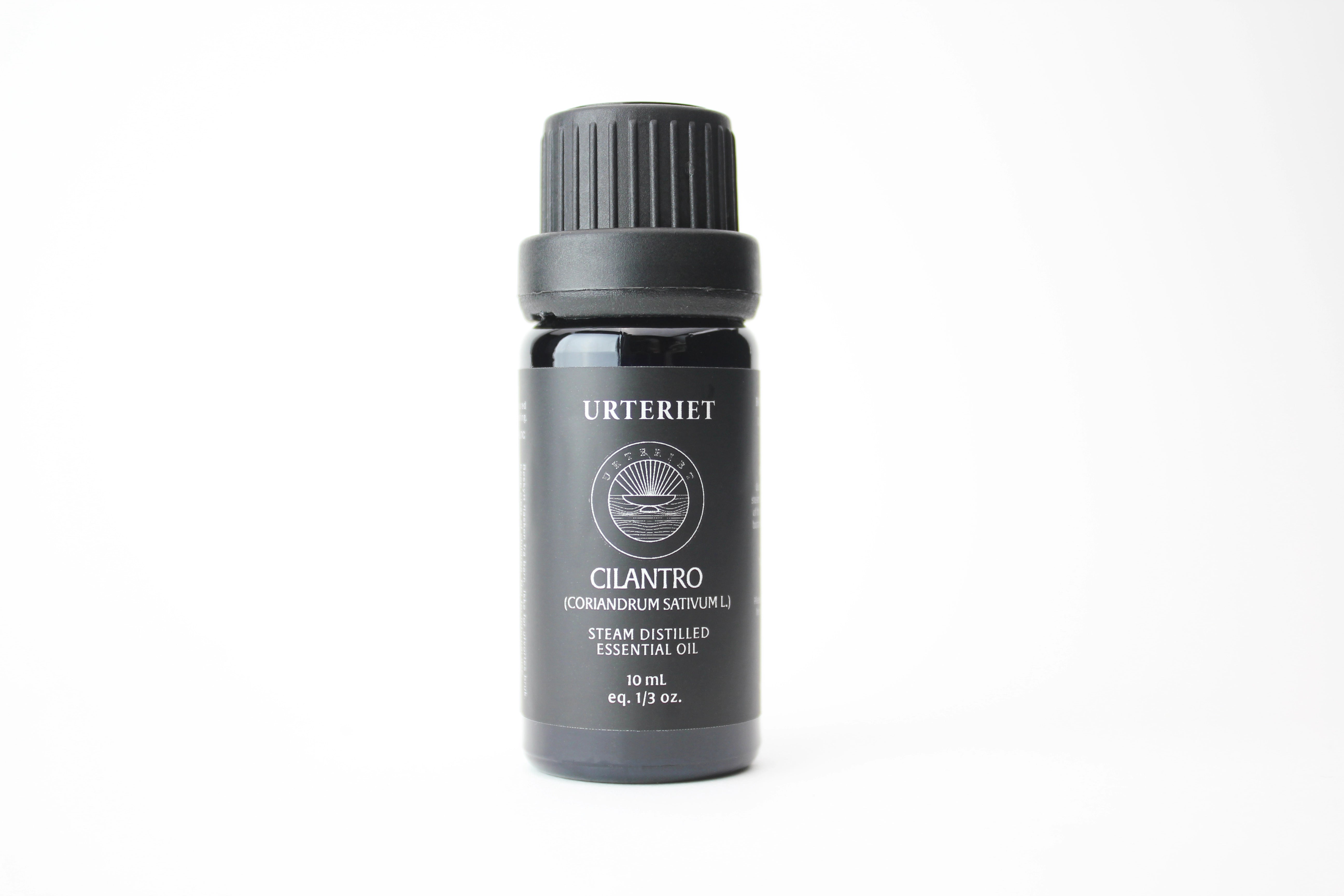 Koriander (Coriandrum Sativum L.) eterisk olje