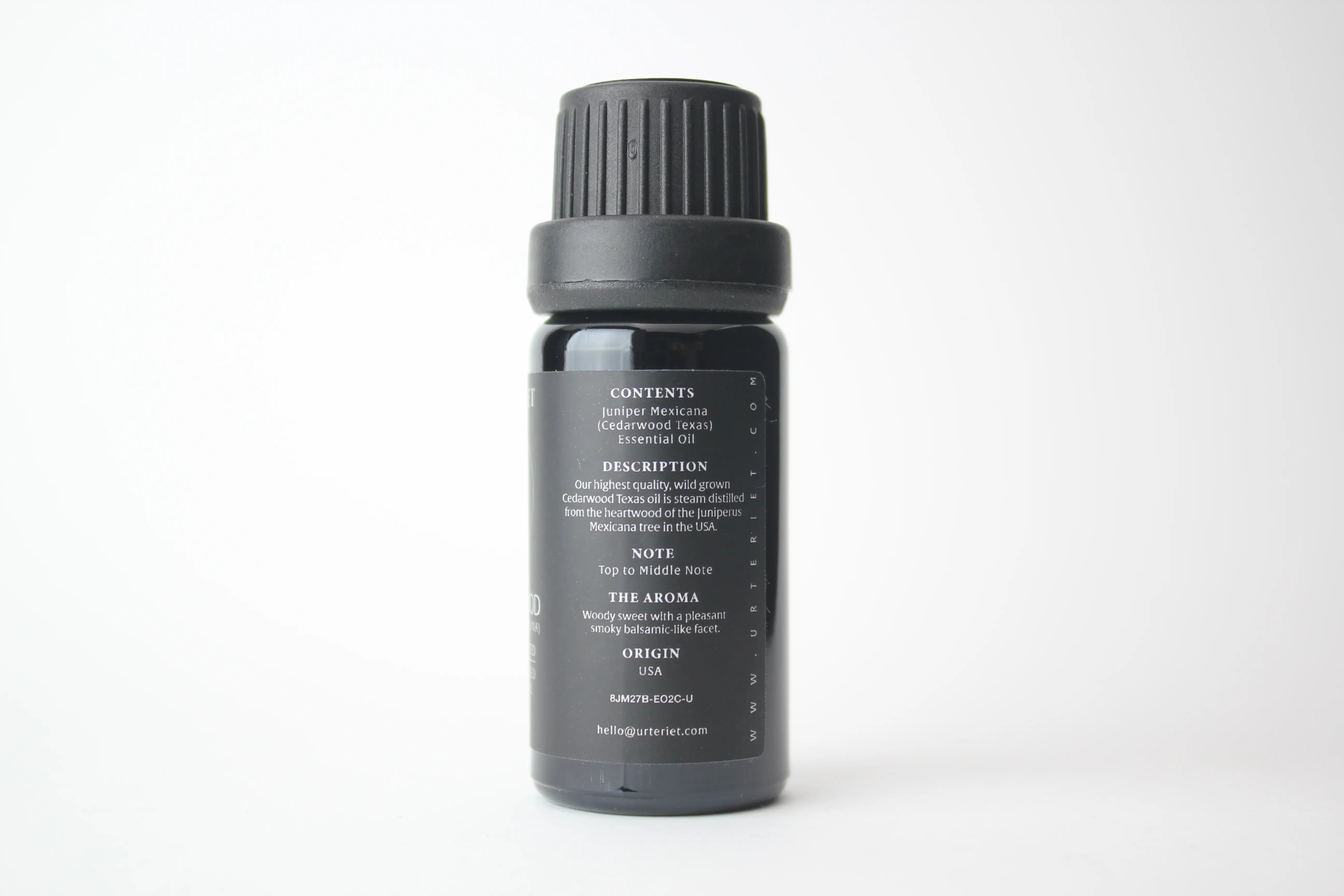 Texas Cedar (Juniperus Mexicana) essential tree oil