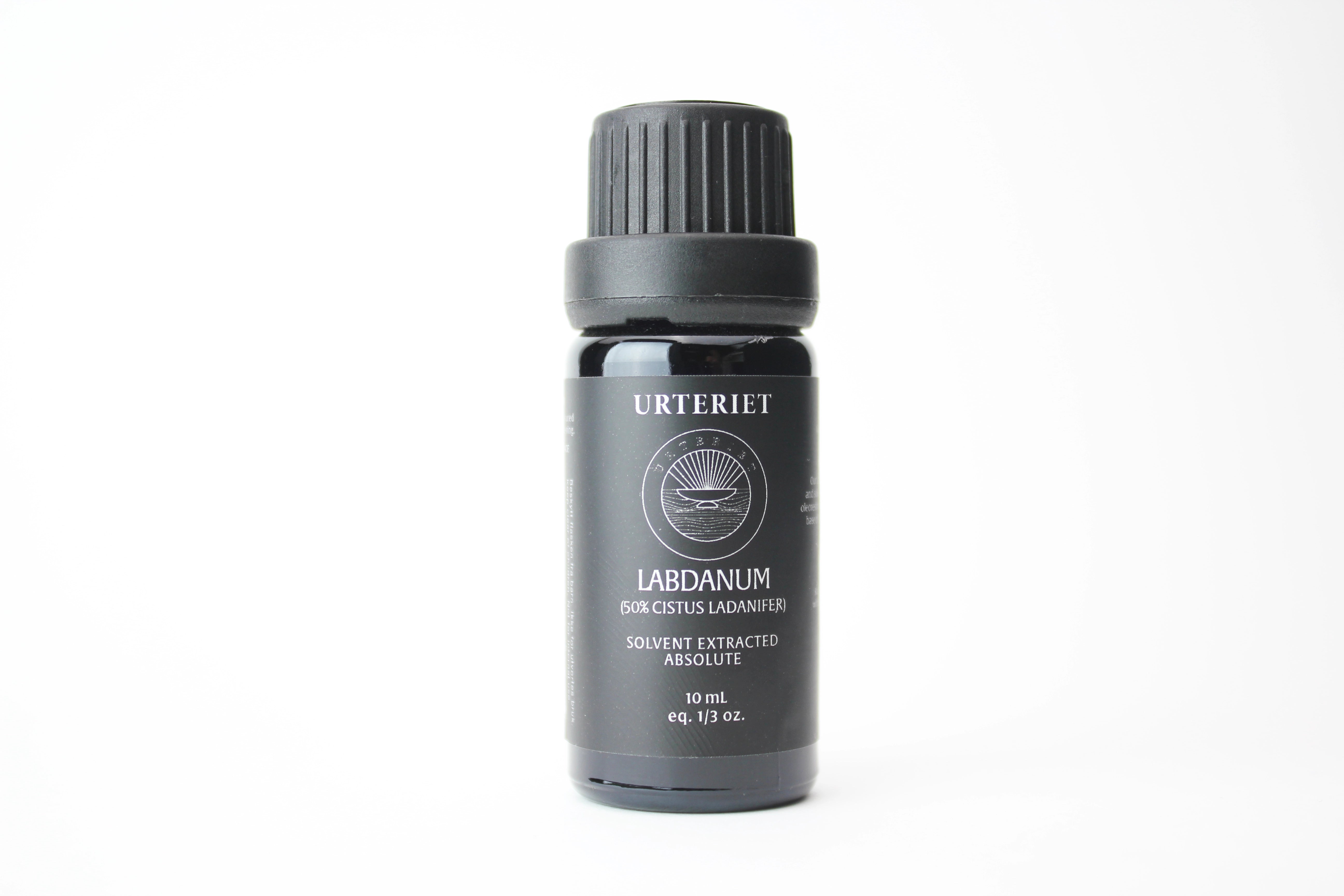 Labdanum (Cistus Ladanifer) resin distillate