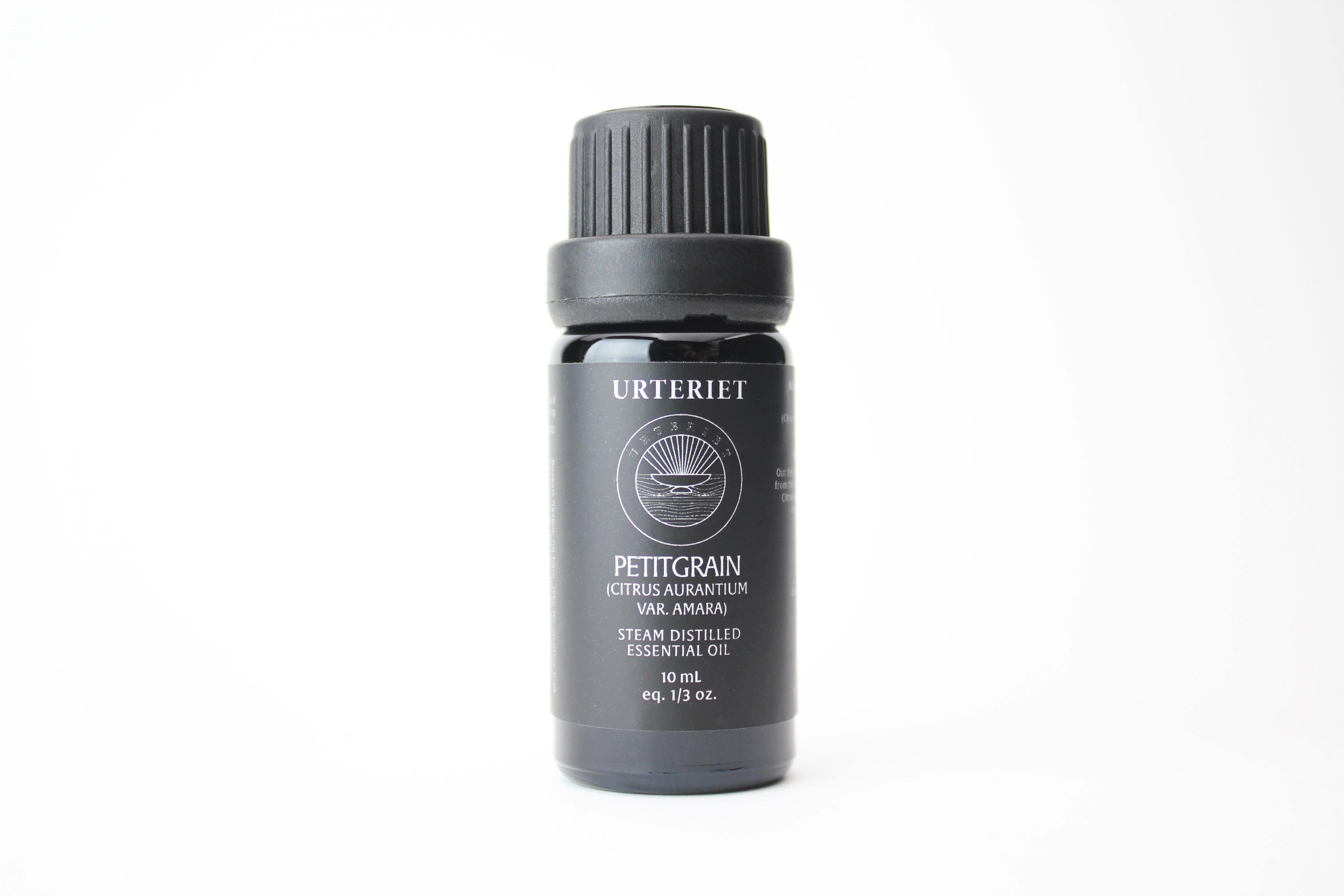 Peruvian Petitgrain (Citrus Aurantium var. Amara) essential oil